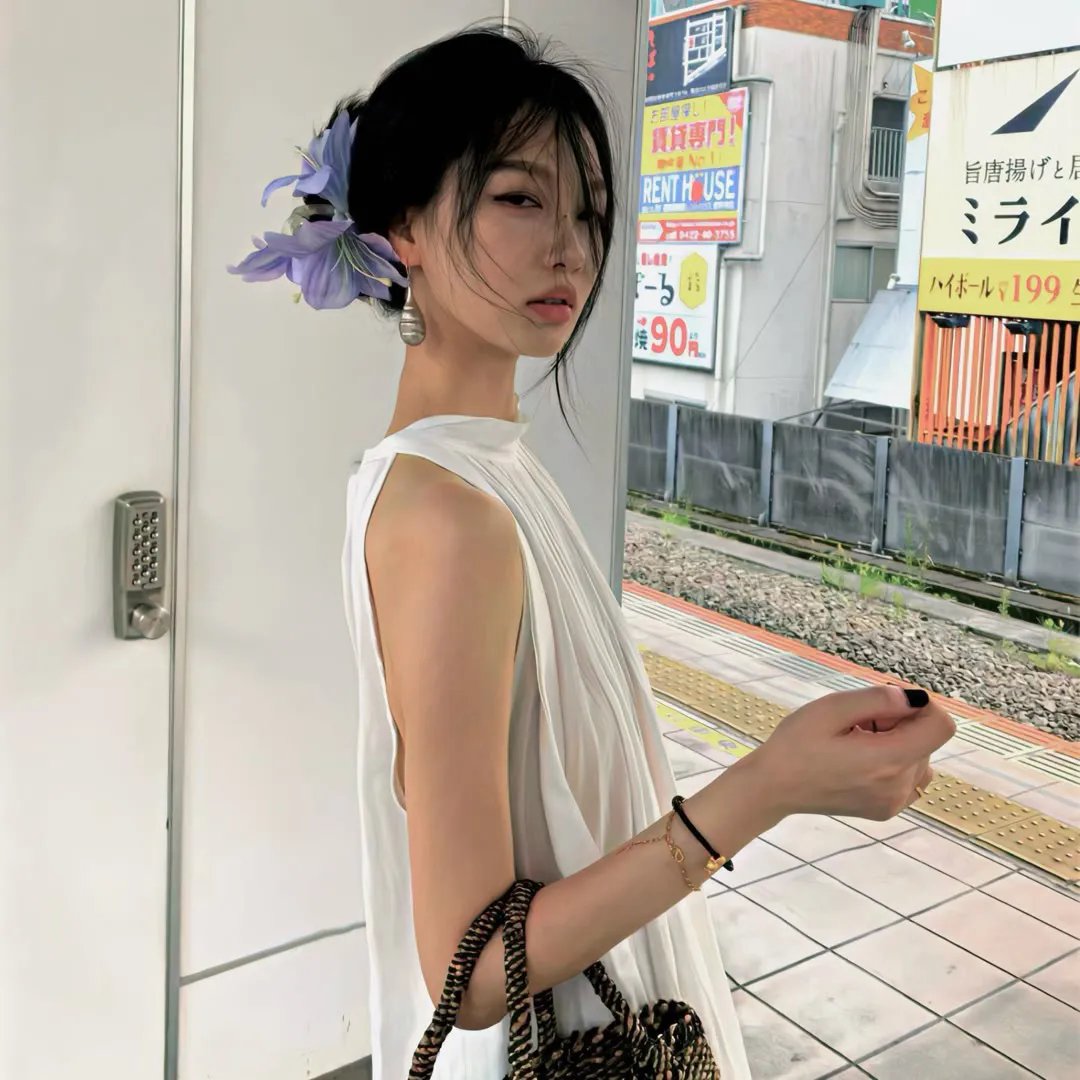 深蓝与月光